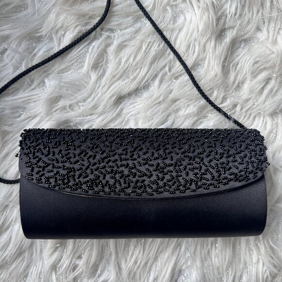 Elegant satin flap clutch/shoulder bag - Picture 1 of 5